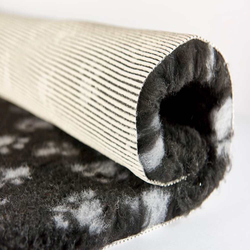Vet Bedding 1m x 0.75m Black Paw Print - Image 2